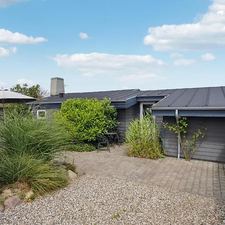 2 Bedroom Cozy In Feriehus *