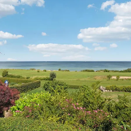 2 Bedroom Cozy In Feriehus Nyborg