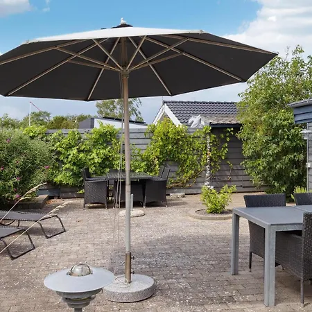 2 Bedroom Cozy In Feriehus *